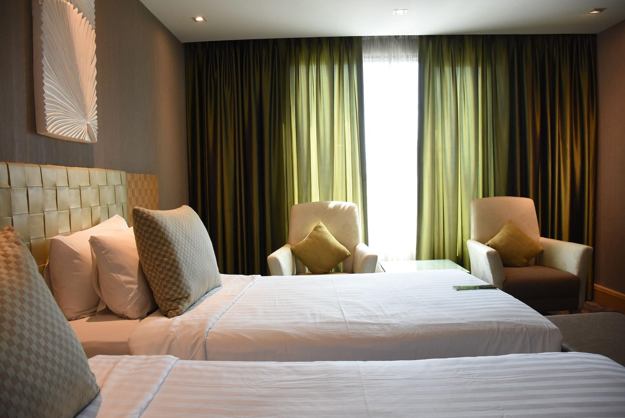 Отель Grand Richmond Stylish Convention 5*