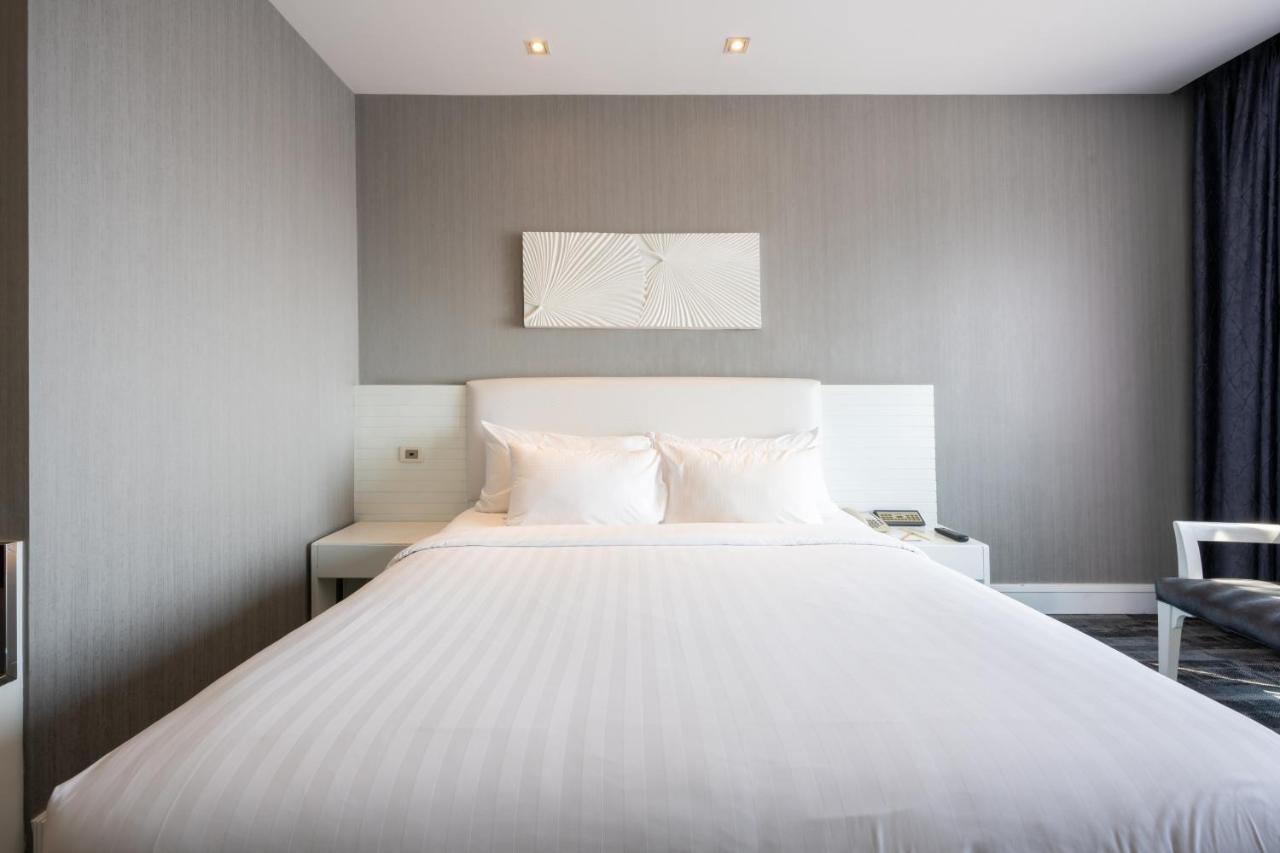 Grand Richmond Stylish Convention Отель