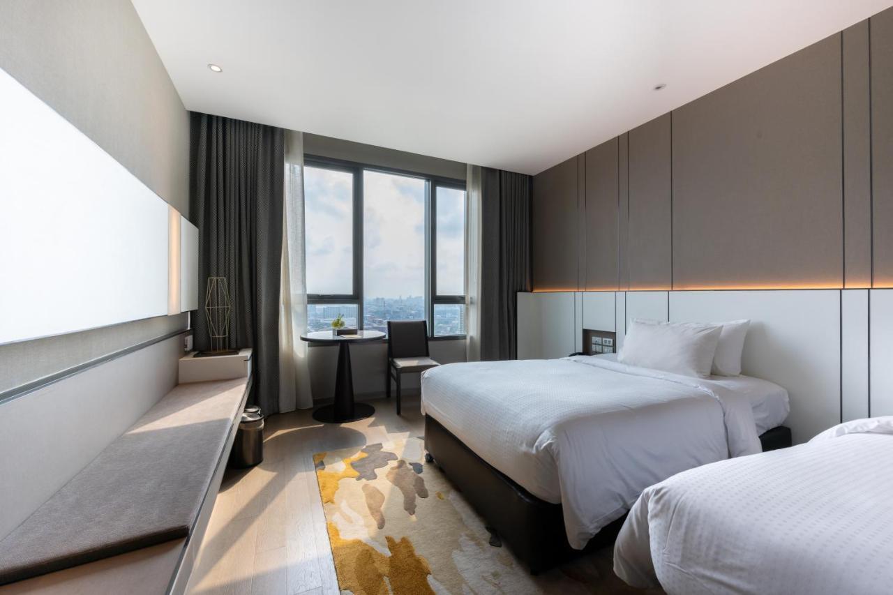 Отель Grand Richmond Stylish Convention Нонтхабури